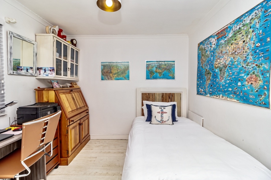 4 Bedroom Property for Sale in Grotto Bay Western Cape